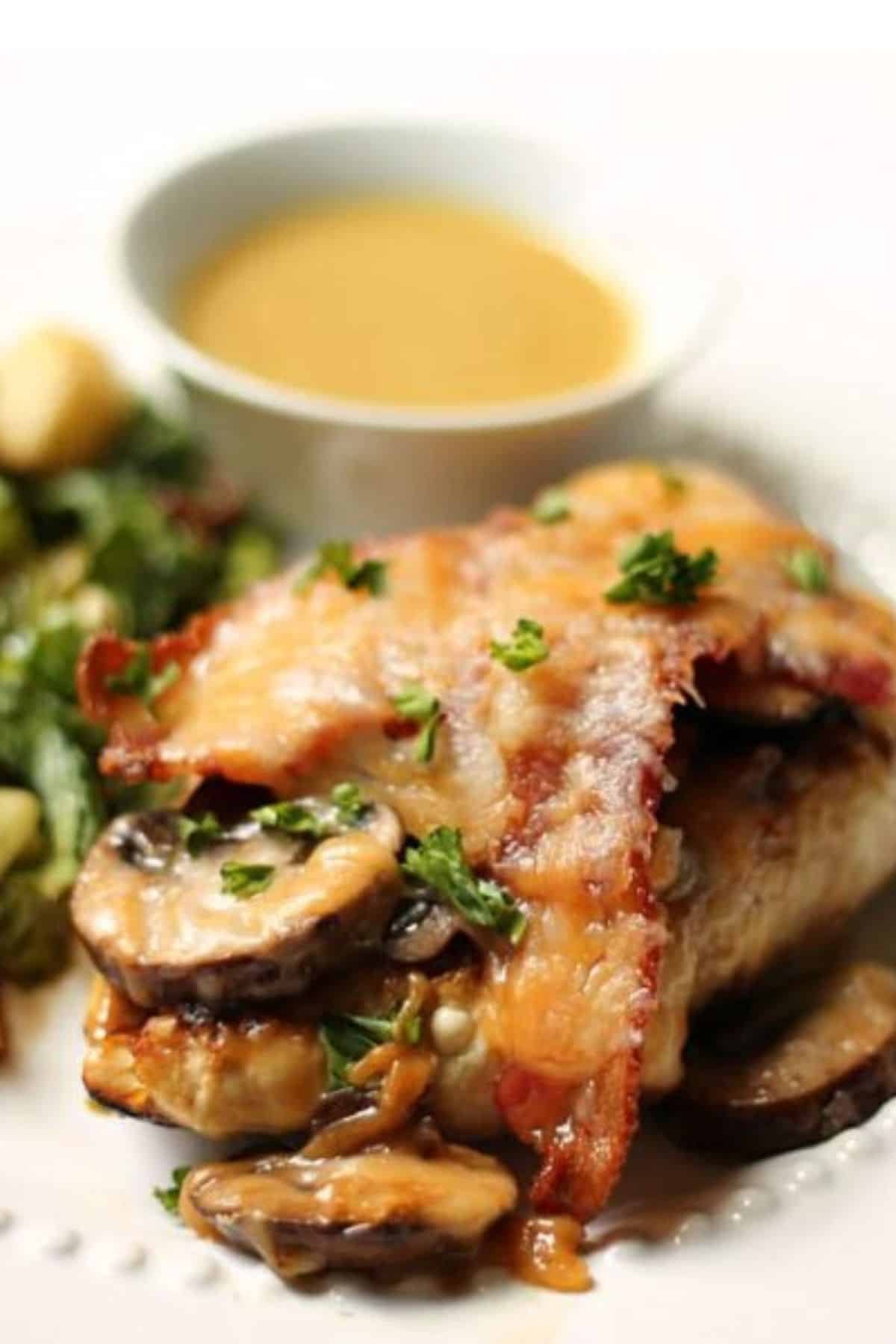 cựa sắt gà đá cựa sắt gà đá